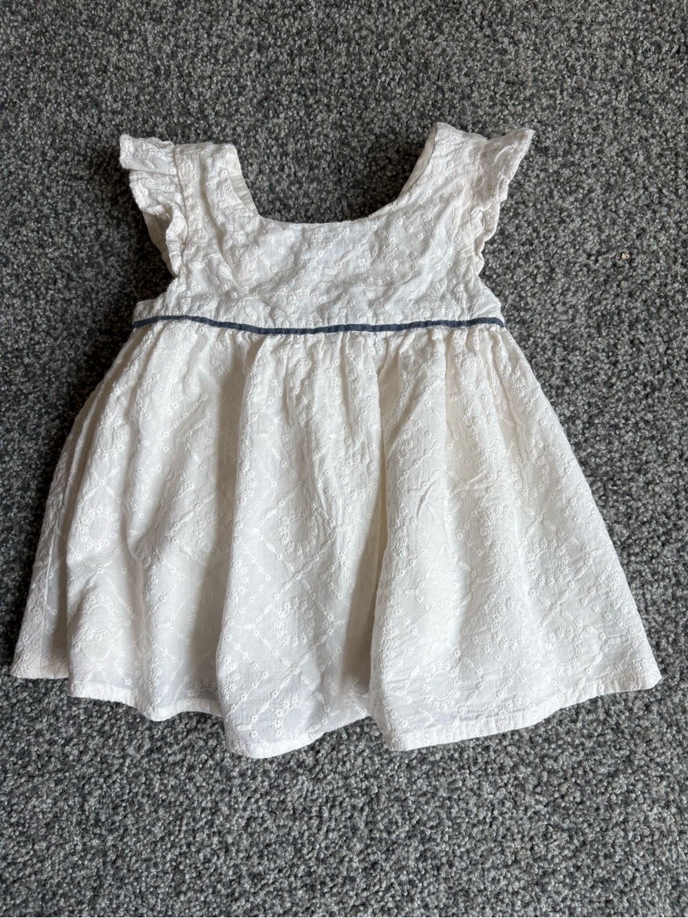Tahari Baby Soft White and Blue Dress 18 Months